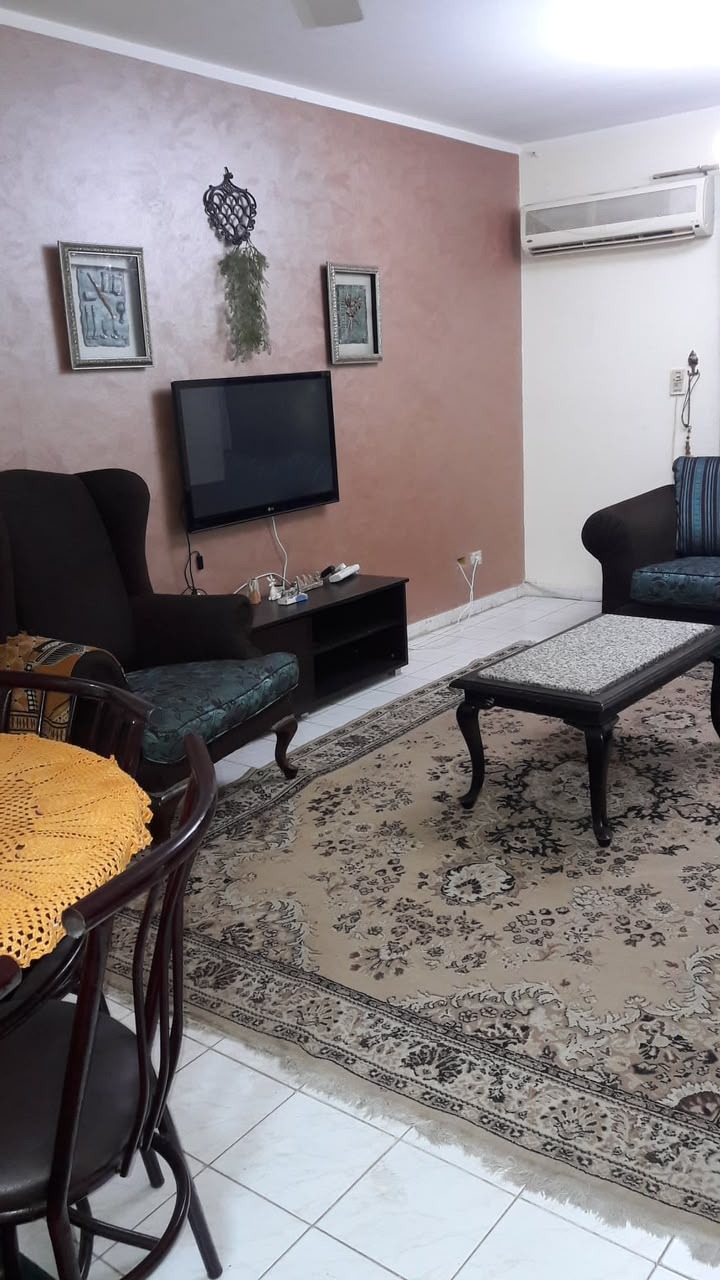 شقة فى مدينة الرحاب 90 م2 غربى للبيع كاش كود 55899